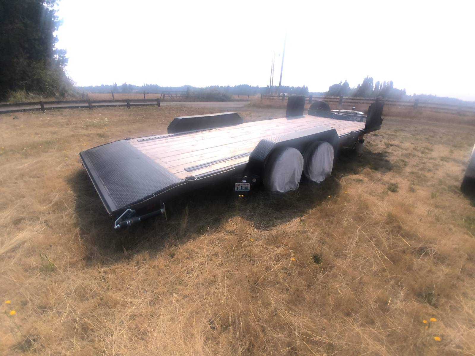 MAXX-D C4X 7K Car Hauler car hauler trailer for rent in Olympia, WA – photo 1